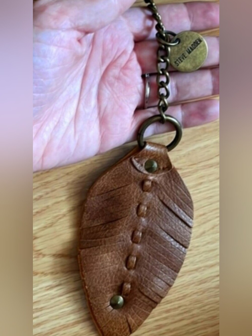 Steve Madden Tan Brown Leather Leaf Keyring with Brass Hardware